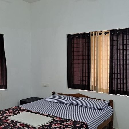 Pearl Inn Kottakkal Luaran gambar