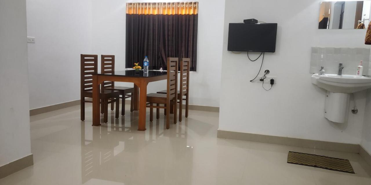 Pearl Inn Kottakkal Luaran gambar